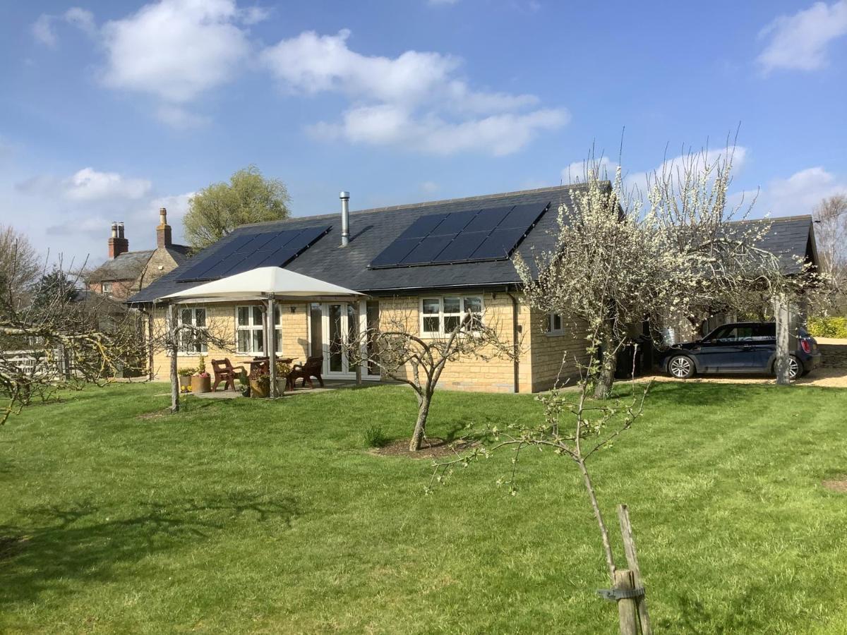 Orchard Cottage, Clematis Cottages, Stamford. Accessible Luxury Home. Exterior foto
