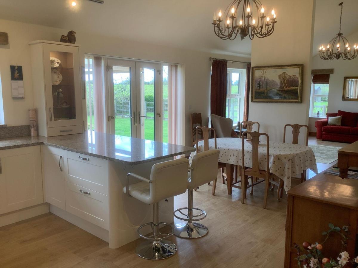 Orchard Cottage, Clematis Cottages, Stamford. Accessible Luxury Home. Exterior foto